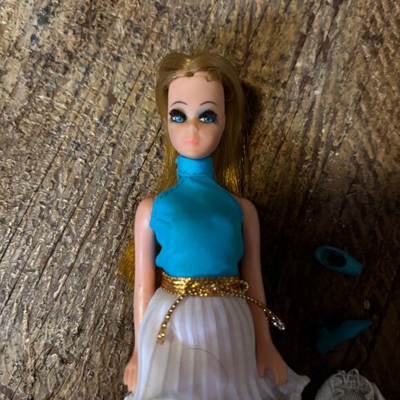 Original Topper Dawn doll w/original clothes - Picture 2 of 3